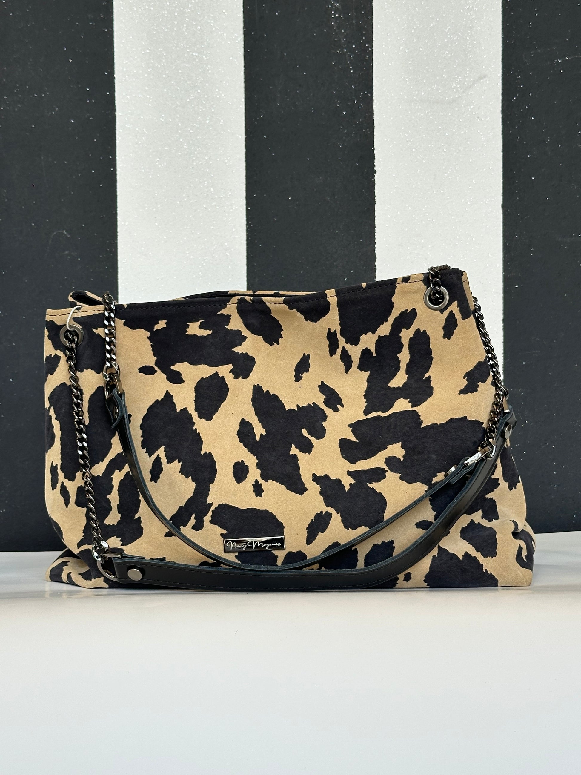 Borsa artigianale a spalla e tracolla in vera pelle con fantasia animalier. Modello Ismi di Nany Magenis