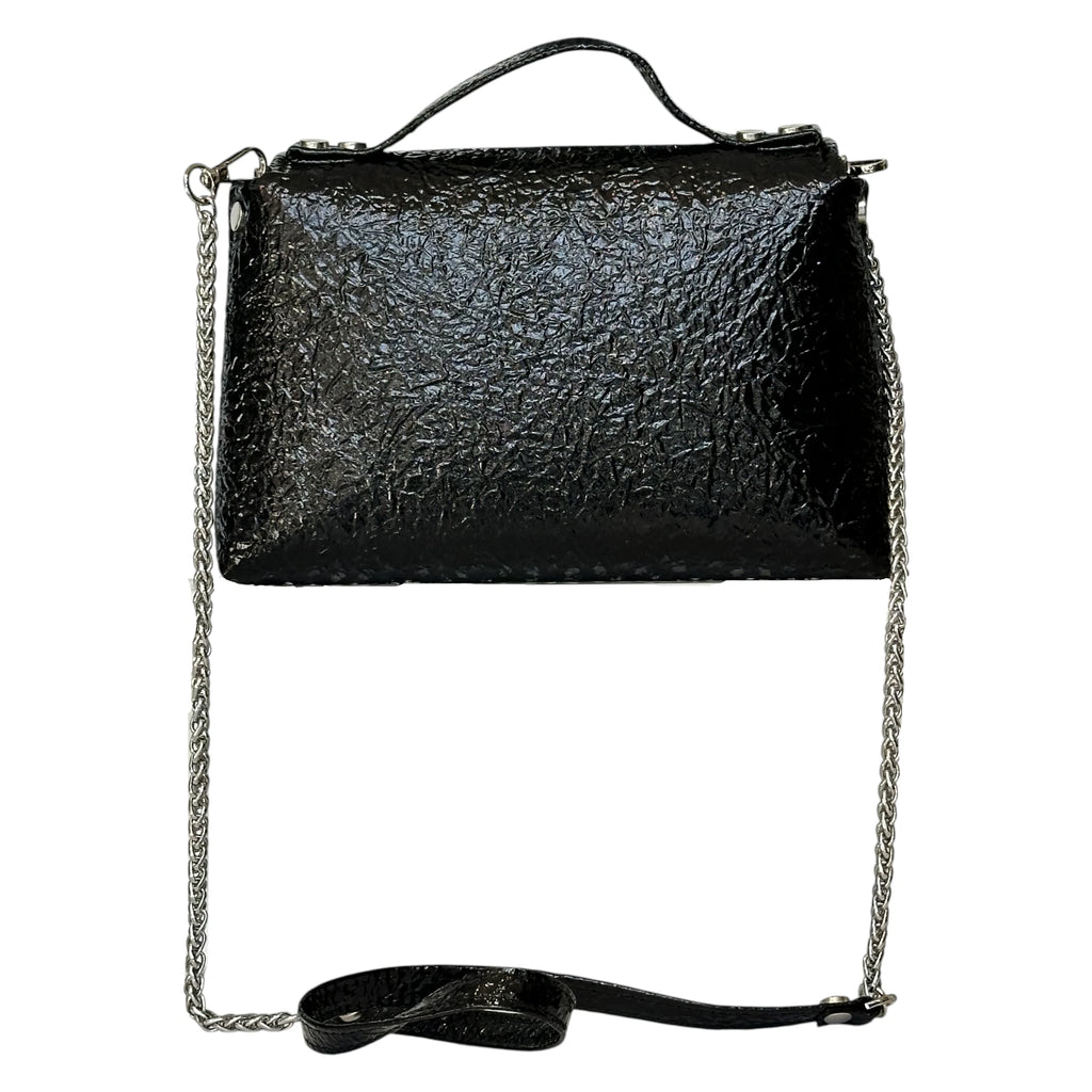 Borsa Artigianale Amada in pelle effetto crackle black con catena regolabile di Nany Magenis