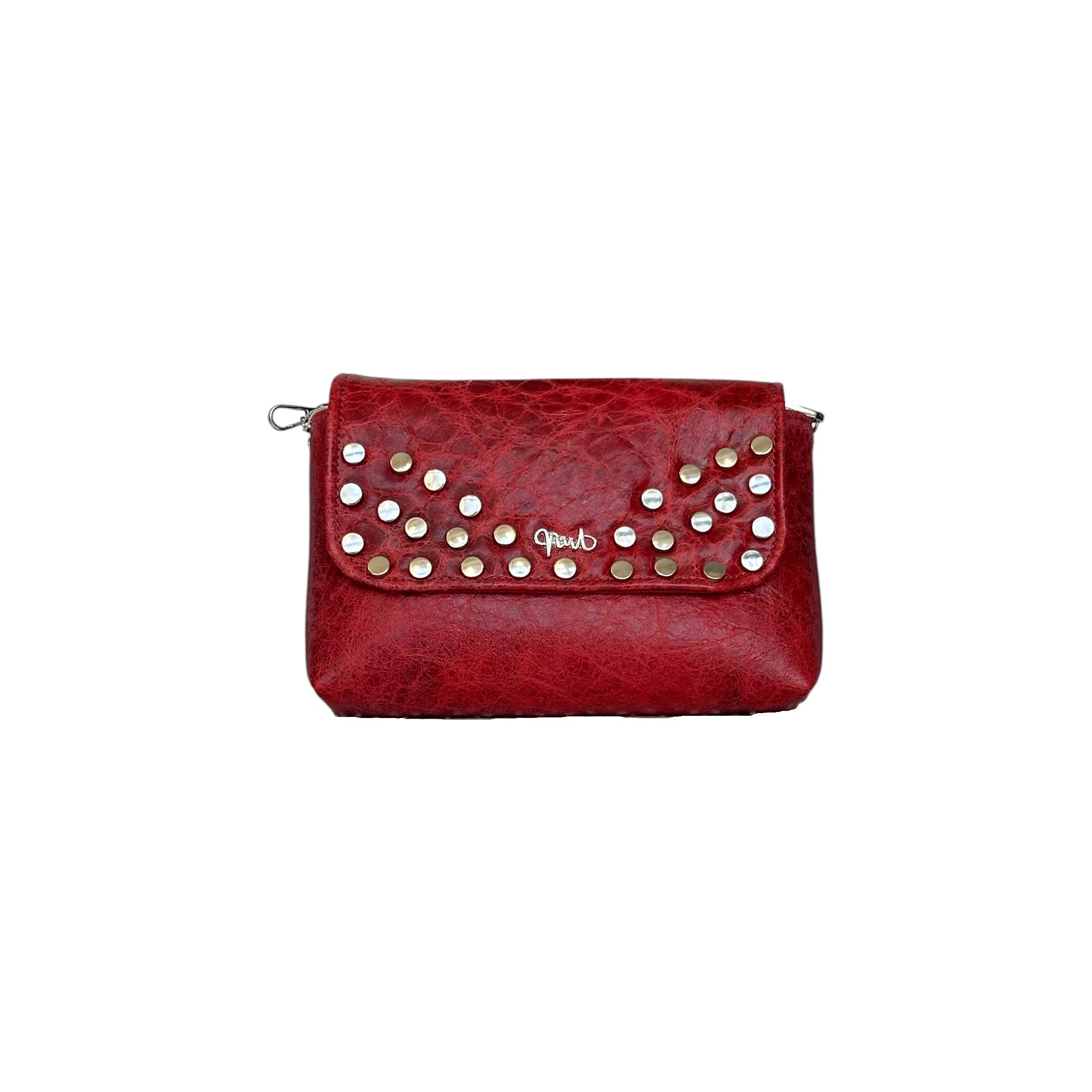 Borsa Artigianale Amada in pelle di colore rosso rubino con borchie di Nany Magenis
